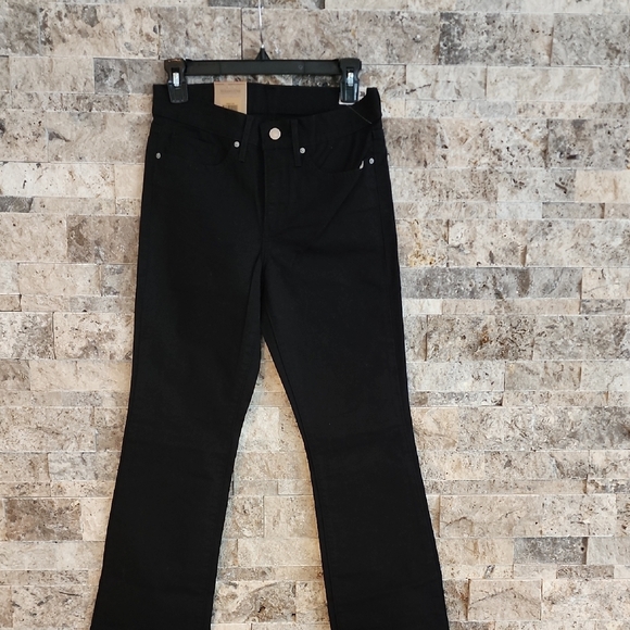 LEVIS Classic Black Women's Jeans Size 27×30 Brand NewBootcut